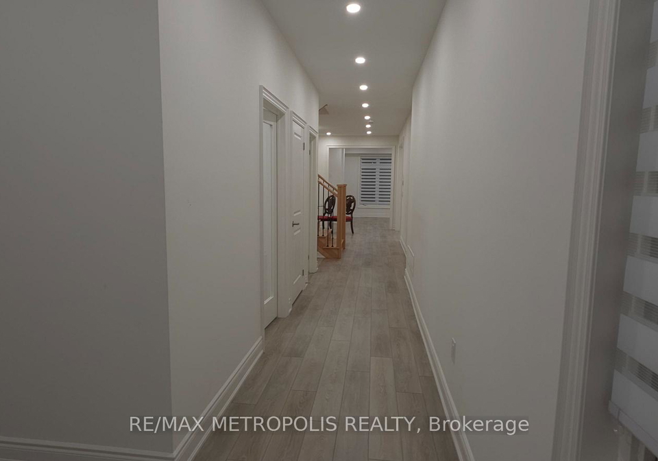 10-wraggs-road-bradford-west-gwillimbury-ontario-n13835092