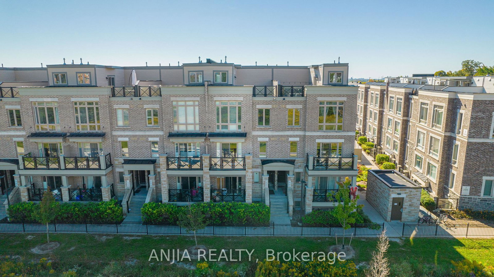 10-dunsheath-way-markham-ontario-n13835670