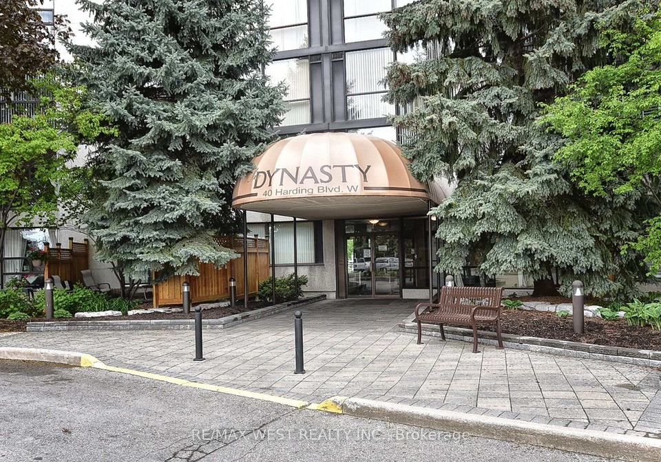 40-harding-boulevard-w-richmond-hill-ontario-n13836534