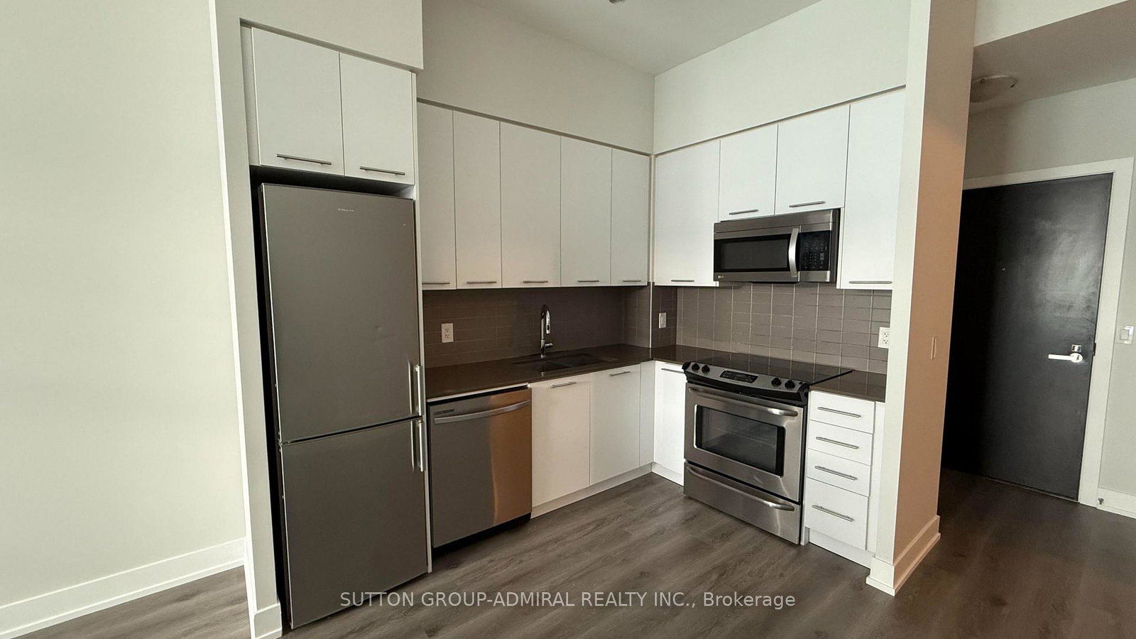 9471-yonge-street-richmond-hill-ontario-n13836694