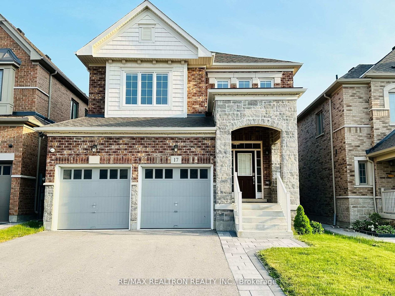 17-larkfield-crescent-east-gwillimbury-ontario-n13837220