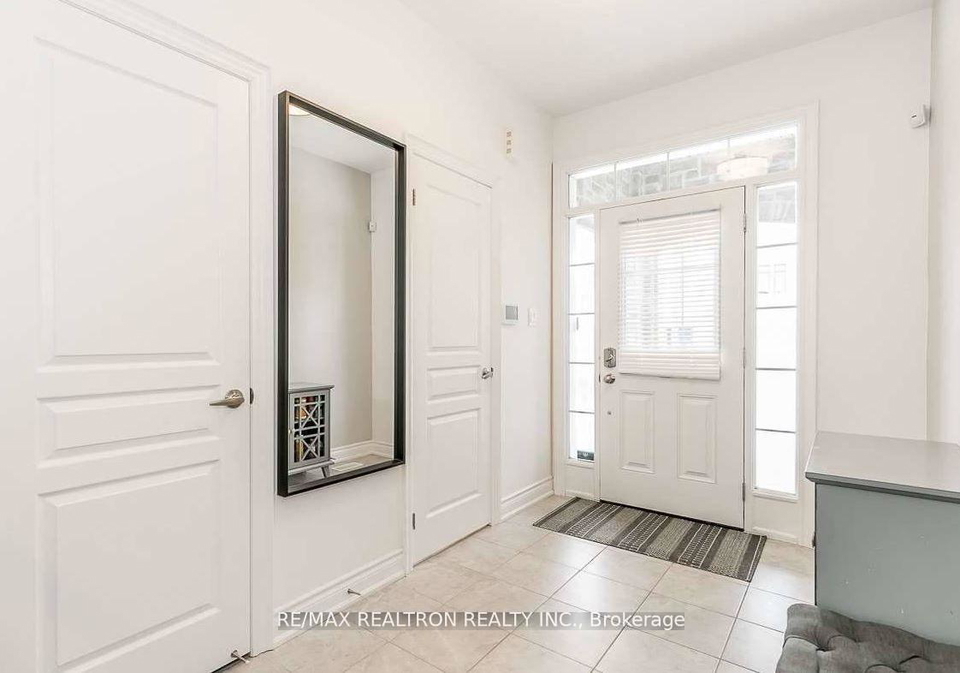 17-larkfield-crescent-east-gwillimbury-ontario-n13837220