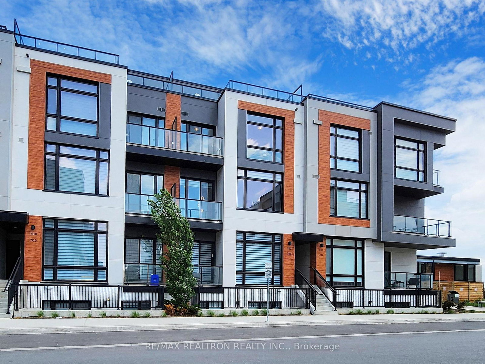 5-steckley-house-lane-richmond-hill-ontario-n13837388