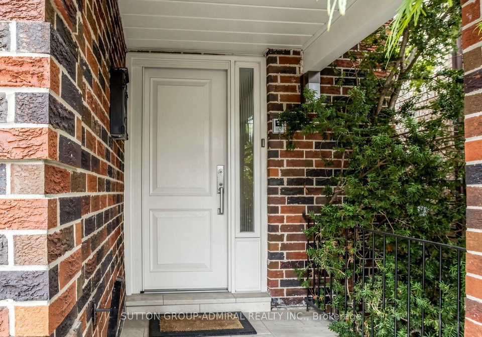 4-doral-gate-markham-ontario-n13838668