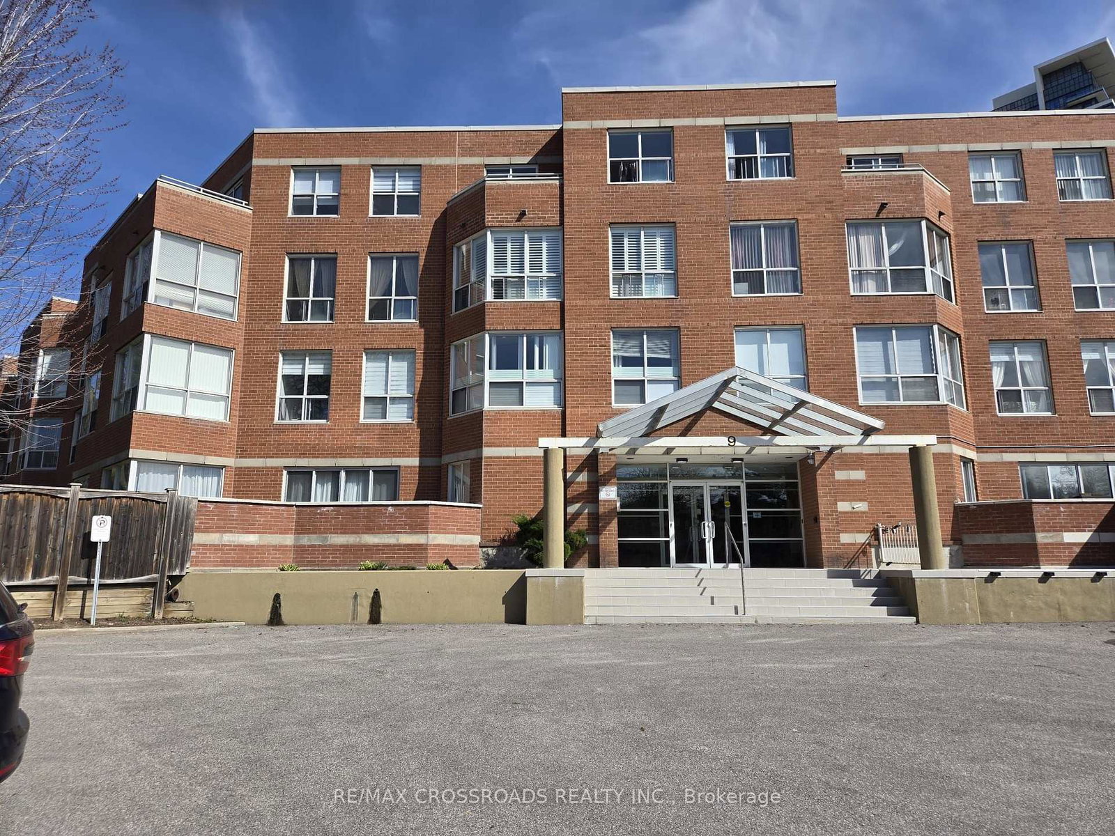 9-chalmers-road-richmond-hill-ontario-n13839310