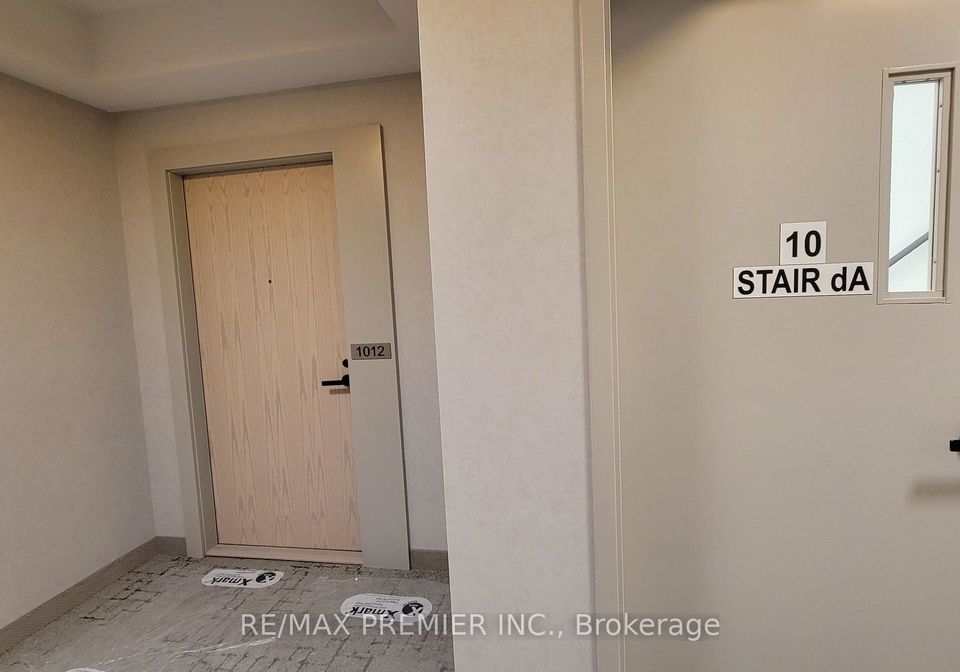 28-interchange-way-vaughan-ontario-n13840746