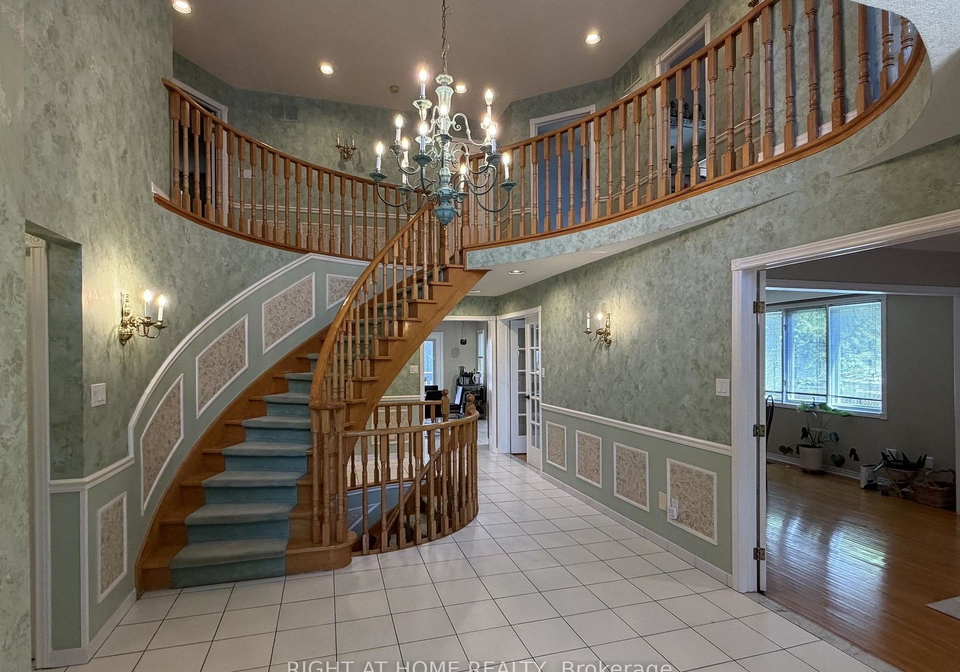 17-piccadilly-road-richmond-hill-ontario-n13842190