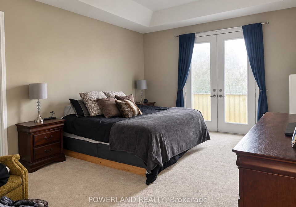 9-cyprus-glen-east-gwillimbury-ontario-n13842518