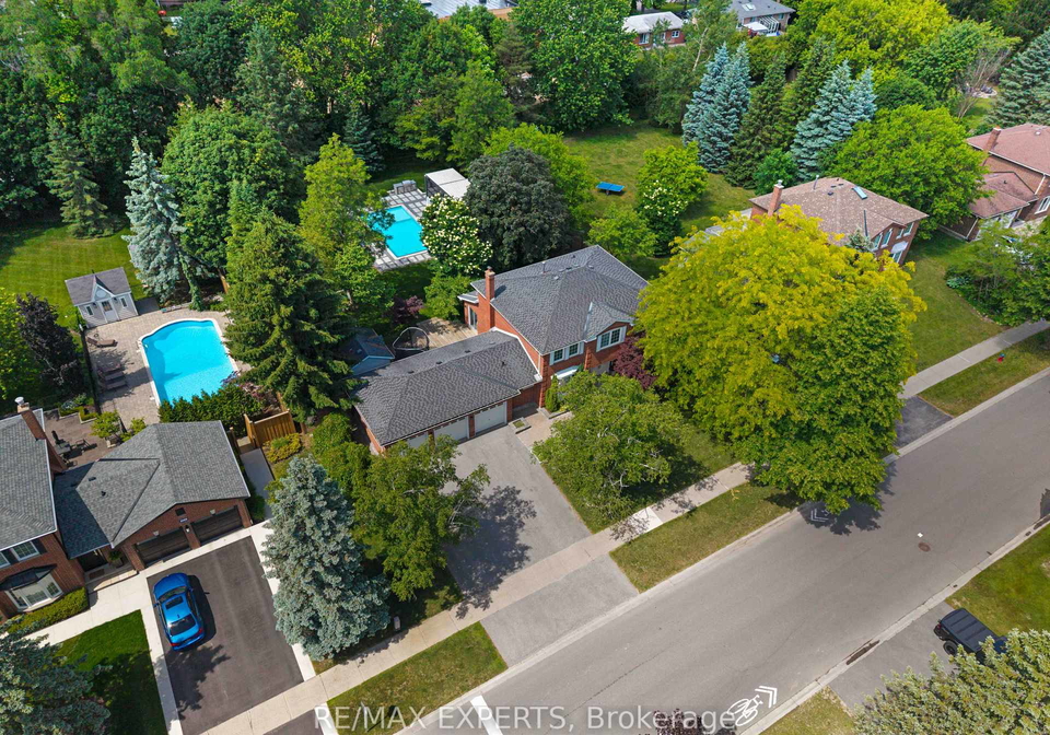 160-burton-grove-king-ontario-n13842540