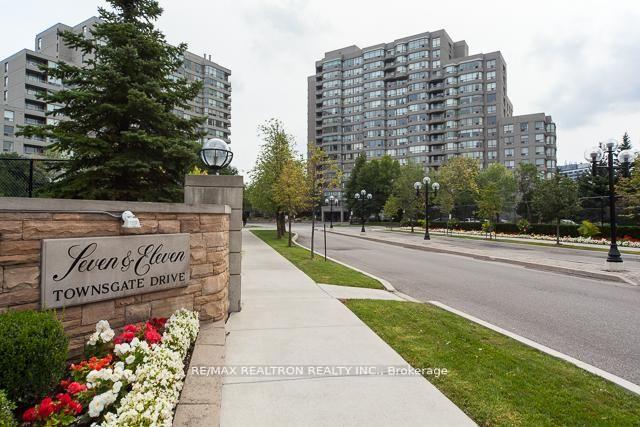 7-townsgate-drive-vaughan-ontario-n13843786