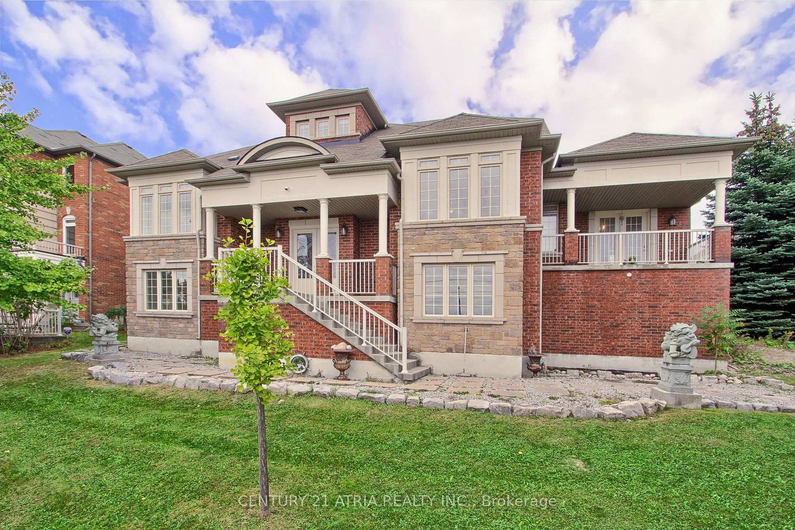 111-zokol-drive-aurora-ontario-n13844234