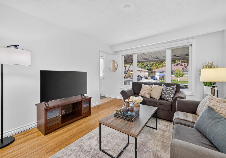 140-willow-lane-newmarket-ontario-n13845132