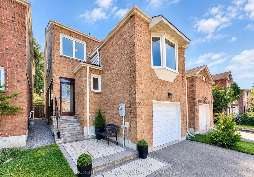51-jonathan-gate-vaughan-ontario-n13846338