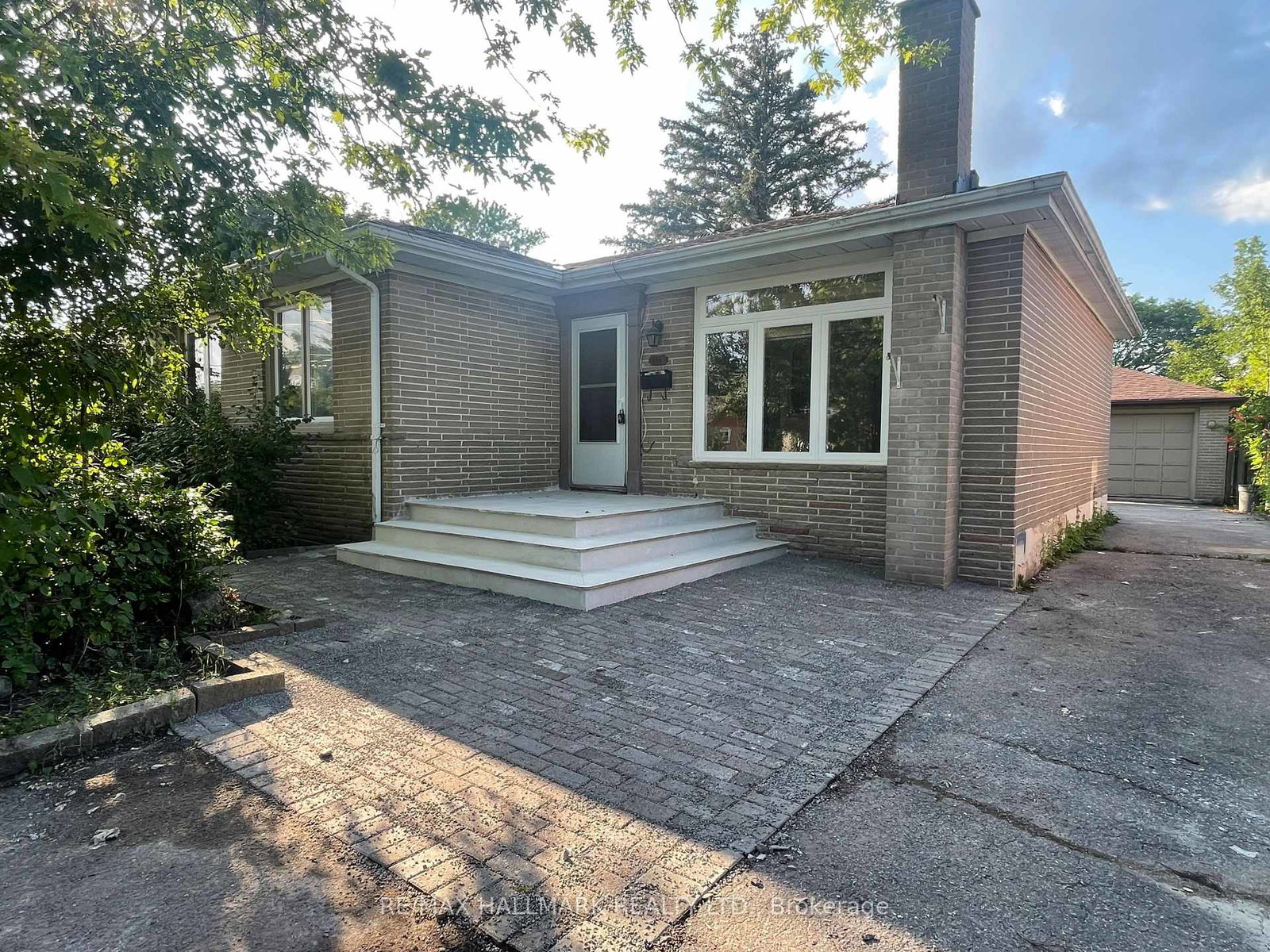 116-cartier-crescent-richmond-hill-ontario-n13846348