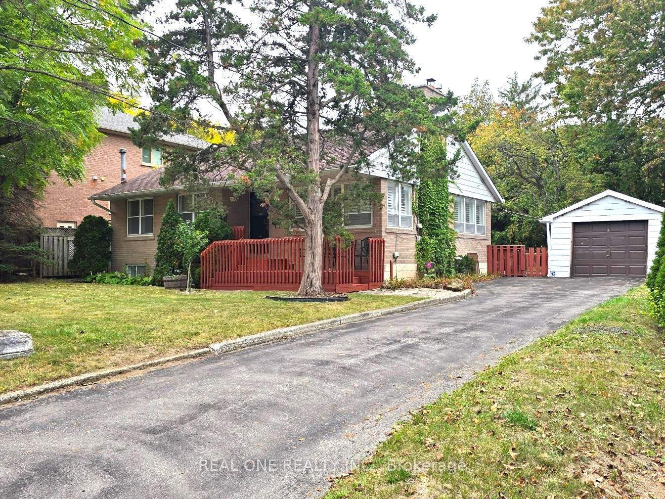 389-kerrybrook-drive-richmond-hill-ontario-n13846628