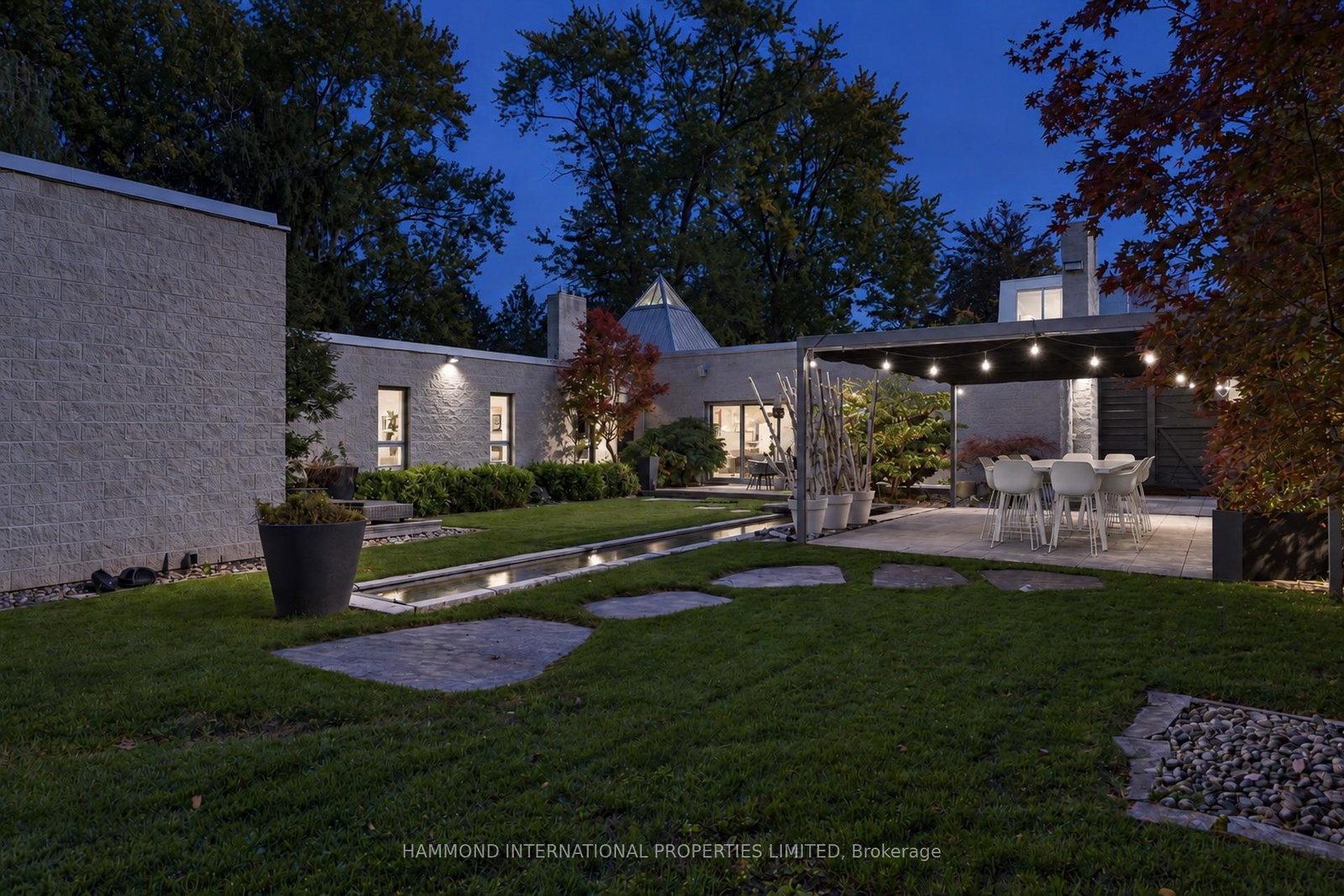 92-westwood-lane-richmond-hill-ontario-n13847478