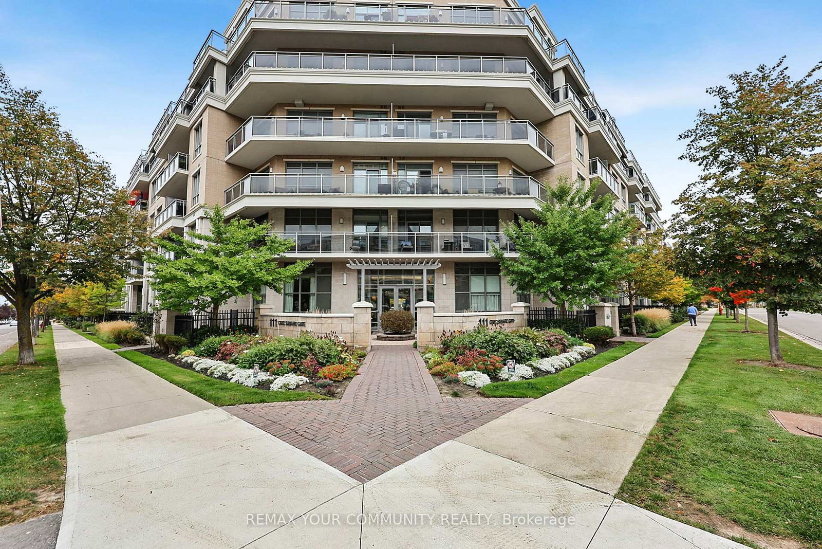 111-civic-square-gate-aurora-ontario-n13848666