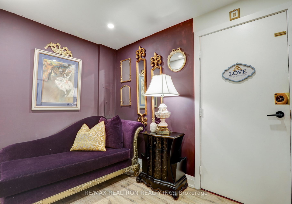 60-inverlochy-boulevard-markham-ontario-n13849122