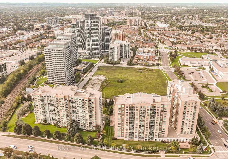 23-oneida-crescent-richmond-hill-ontario-n13849440
