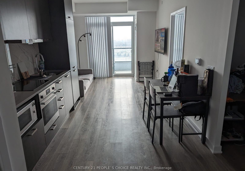 38-honeycrisp-crescent-vaughan-ontario-n13849494