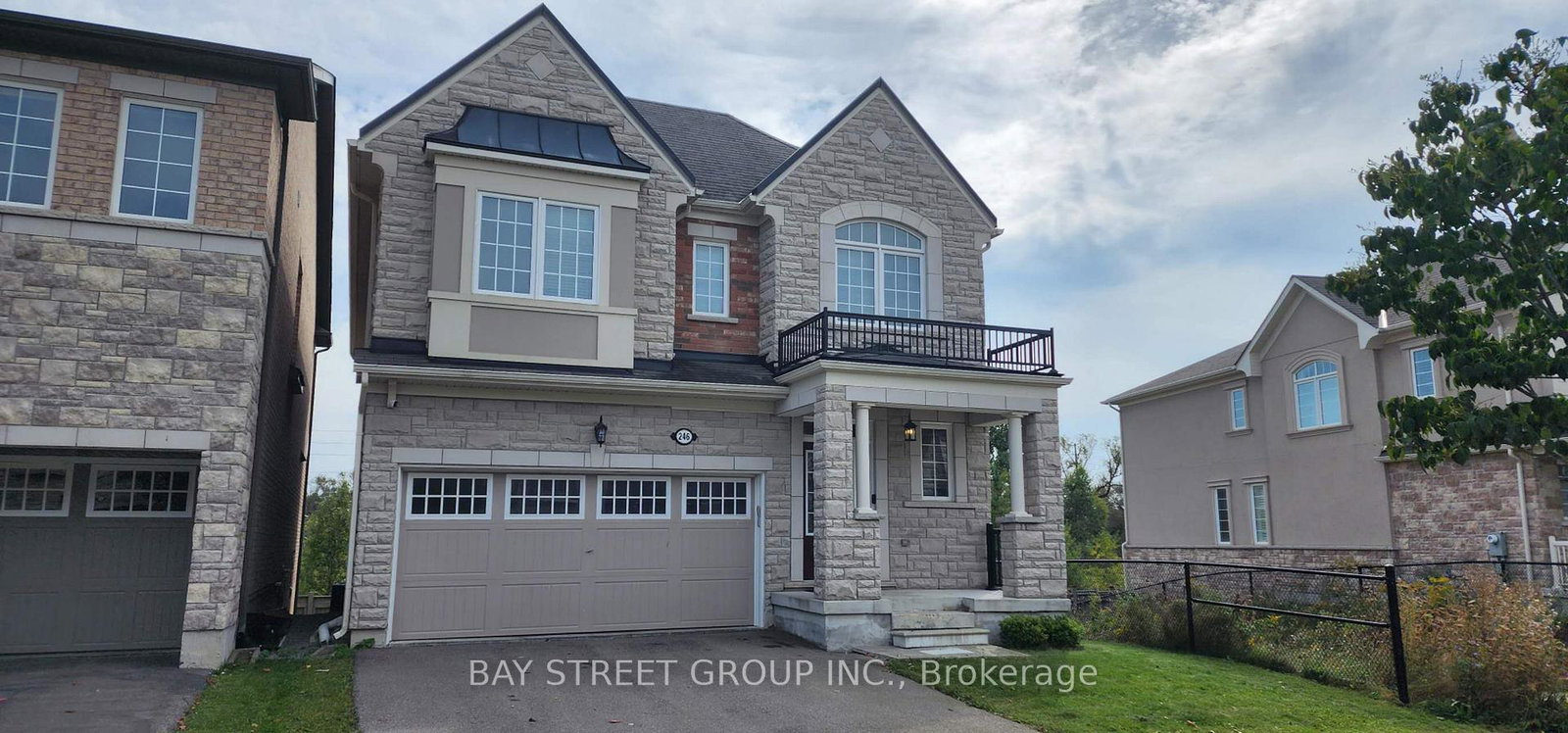 246-degraaf-crescent-aurora-ontario-n13849950