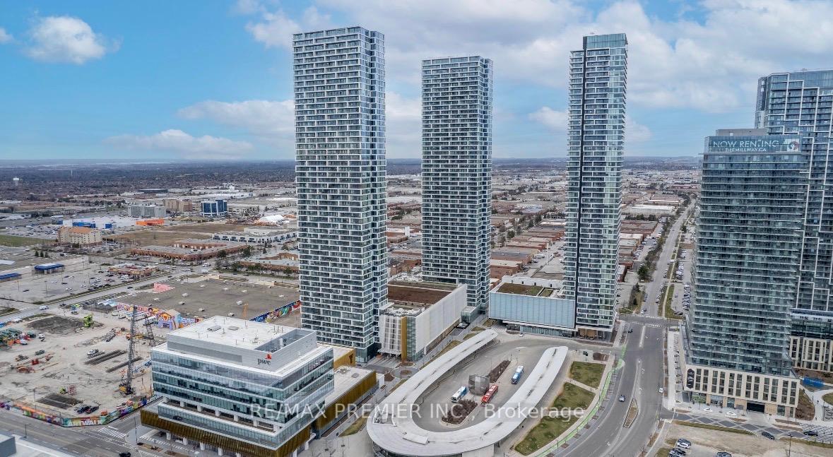 5-buttermill-avenue-vaughan-ontario-n13851488