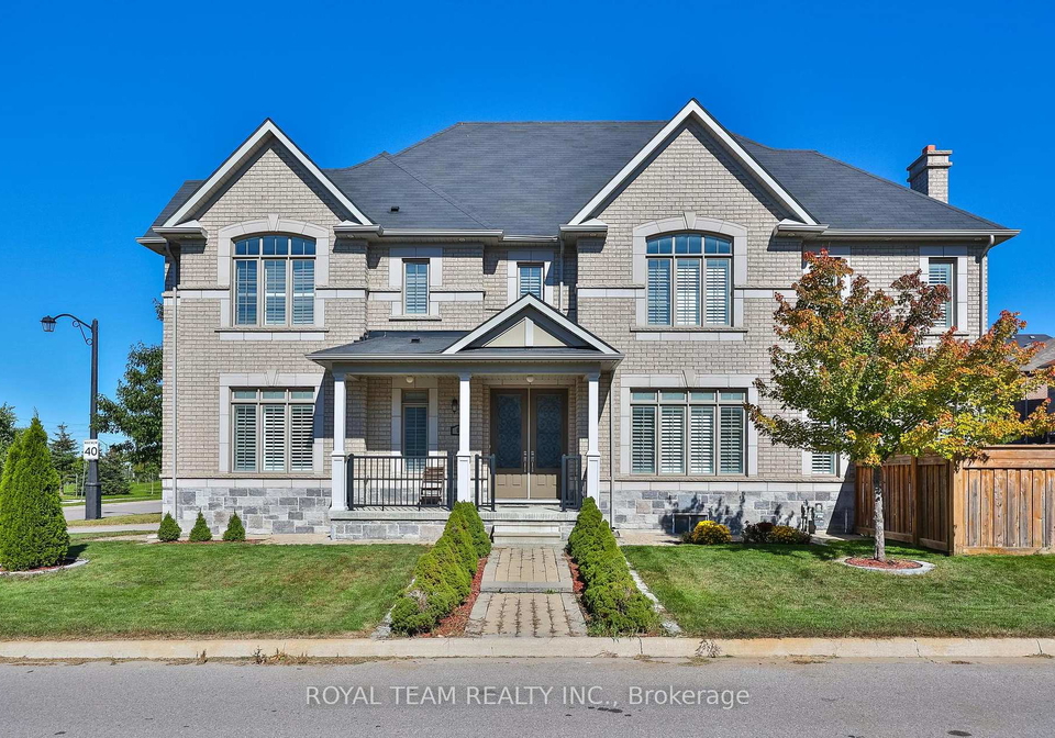 636-mcgregor-farm-trail-newmarket-ontario-n13852606