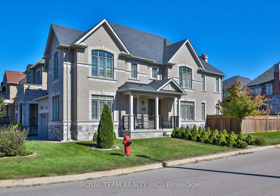 636-mcgregor-farm-trail-newmarket-ontario-n13852606