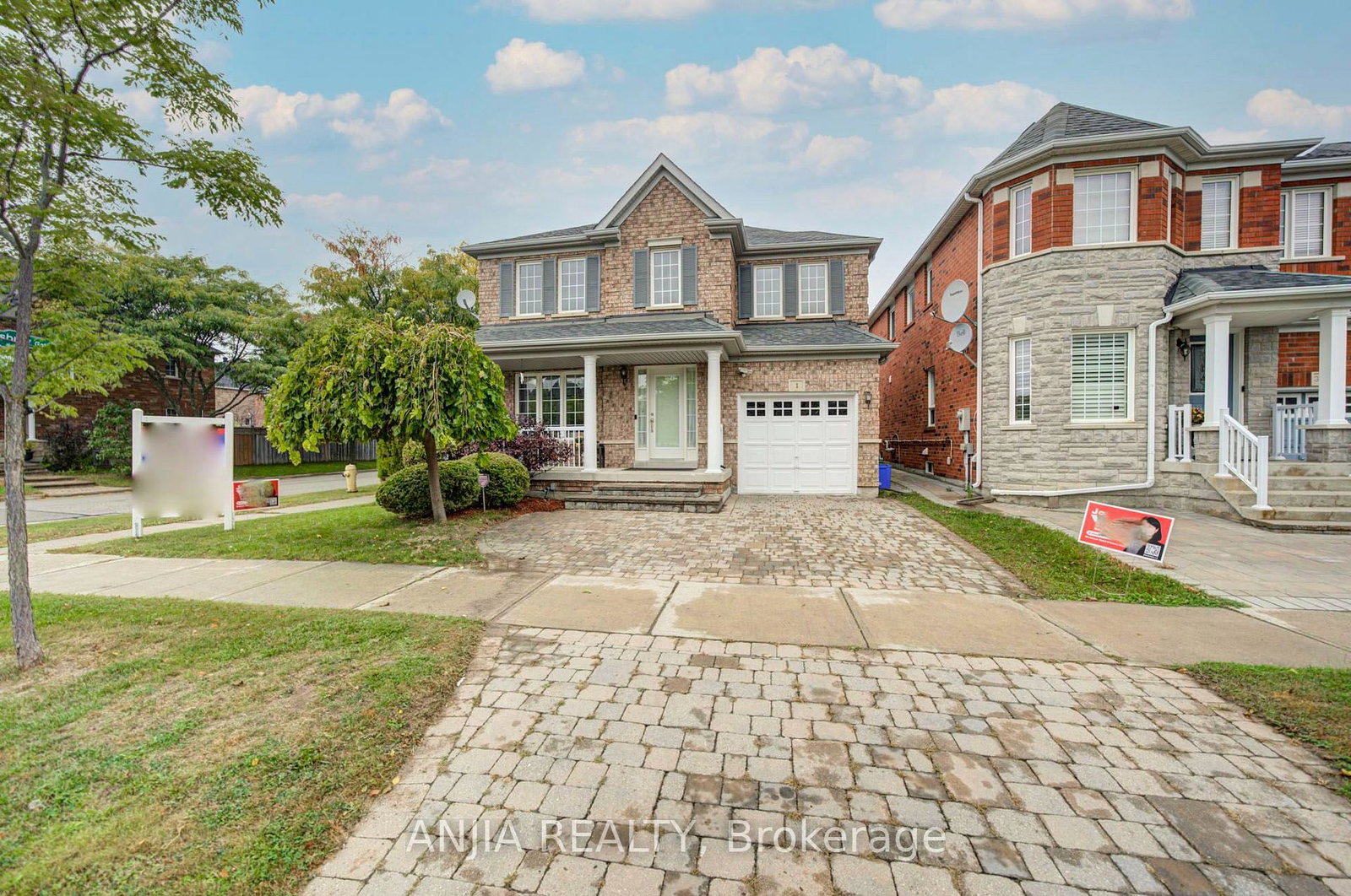 1-aylesbury-gate-markham-ontario-n13853262