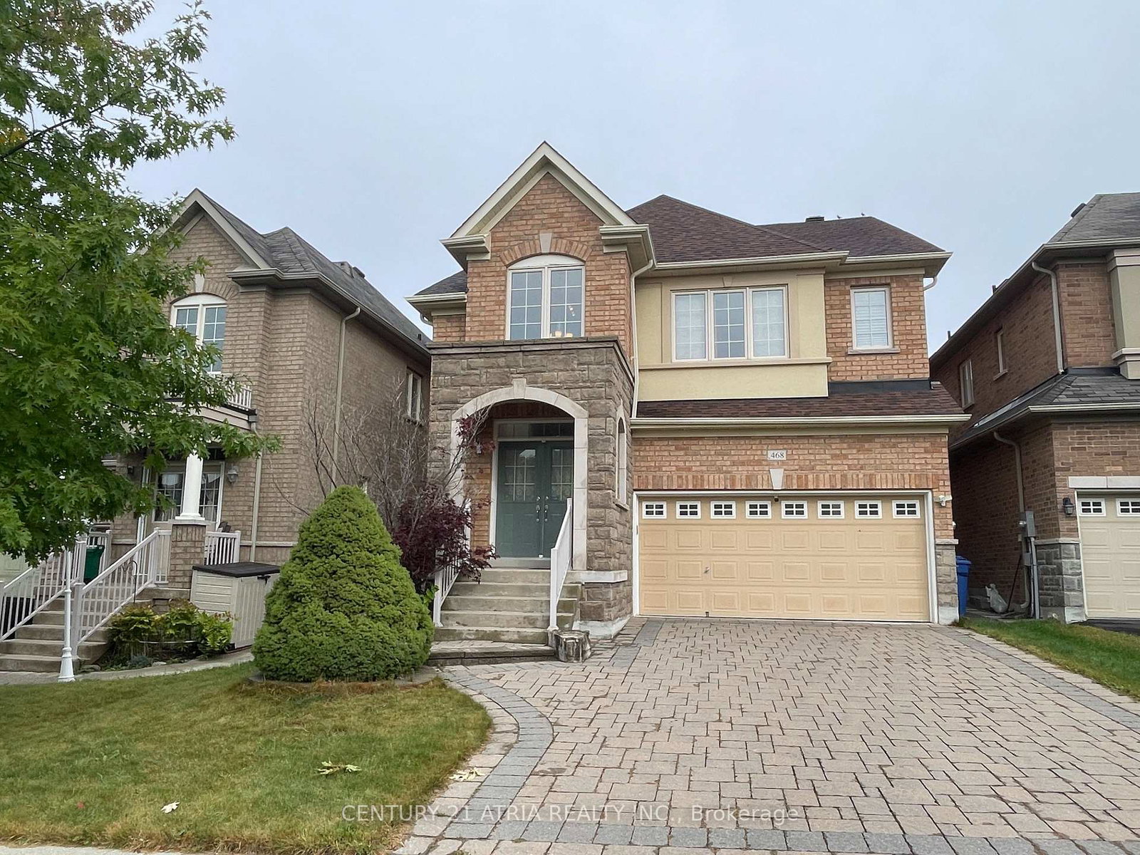 468-kwapis-boulevard-newmarket-ontario-n13854220