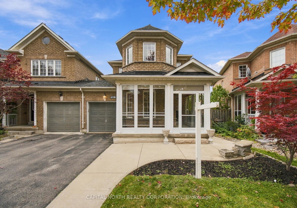 21-walkview-crescent-richmond-hill-ontario-n13855438