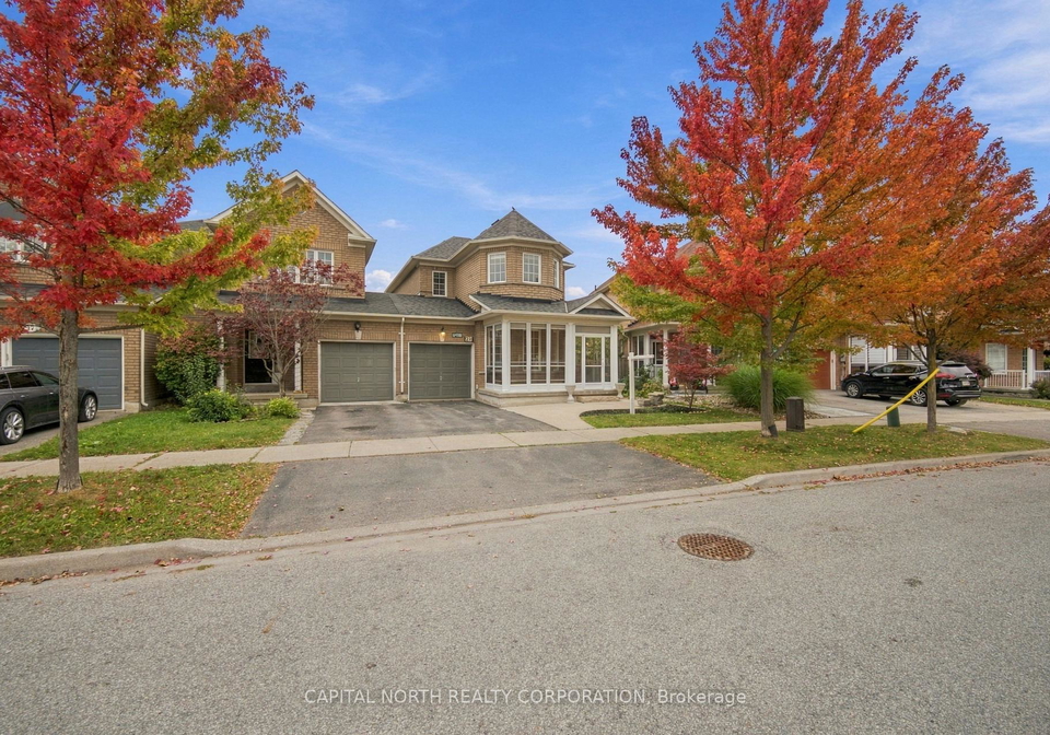 21-walkview-crescent-richmond-hill-ontario-n13855438