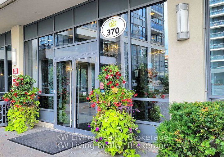 370-hwy-7-e-richmond-hill-ontario-n13855466