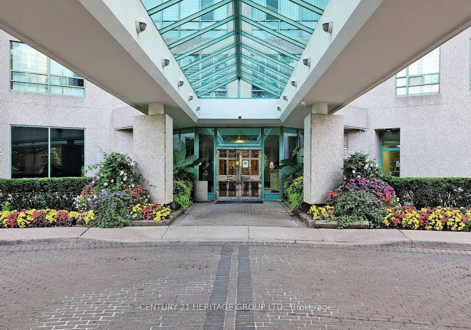 7805-bayview-avenue-markham-ontario-n13855832
