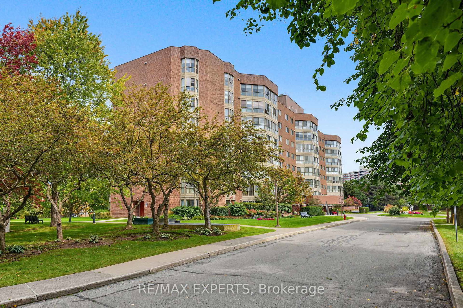 5-weldrick-road-w-richmond-hill-ontario-n13856156