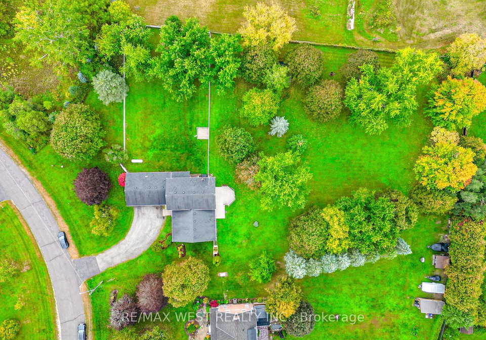 24-smith-drive-uxbridge-ontario-n13856602