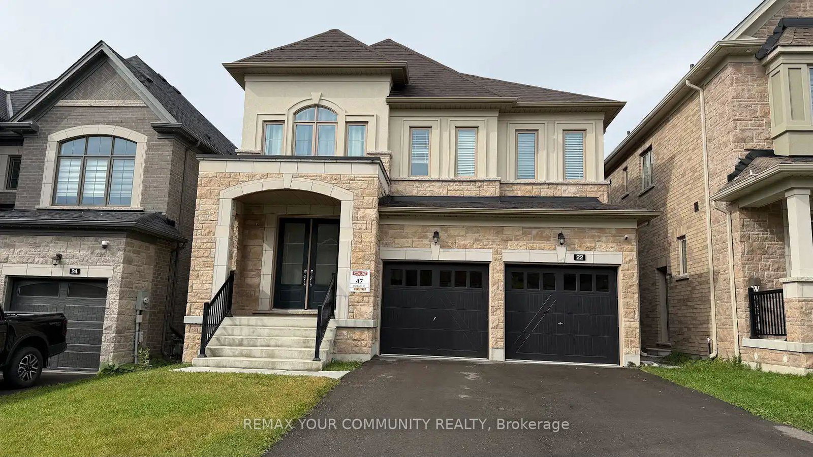 22-upbound-court-east-gwillimbury-ontario-n13856750