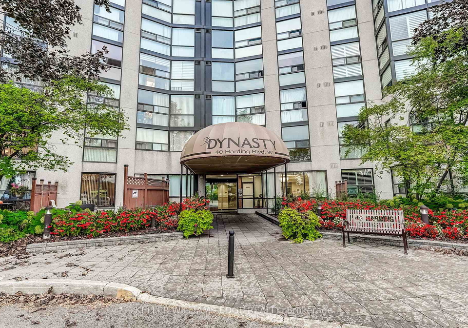 40-harding-boulevard-w-richmond-hill-ontario-n13856844