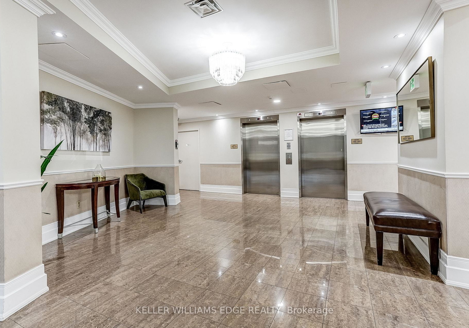 40-harding-boulevard-w-richmond-hill-ontario-n13856844