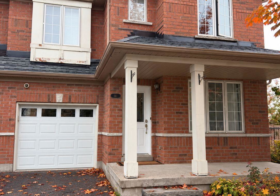 141-gail-parks-crescent-newmarket-ontario-n13857218
