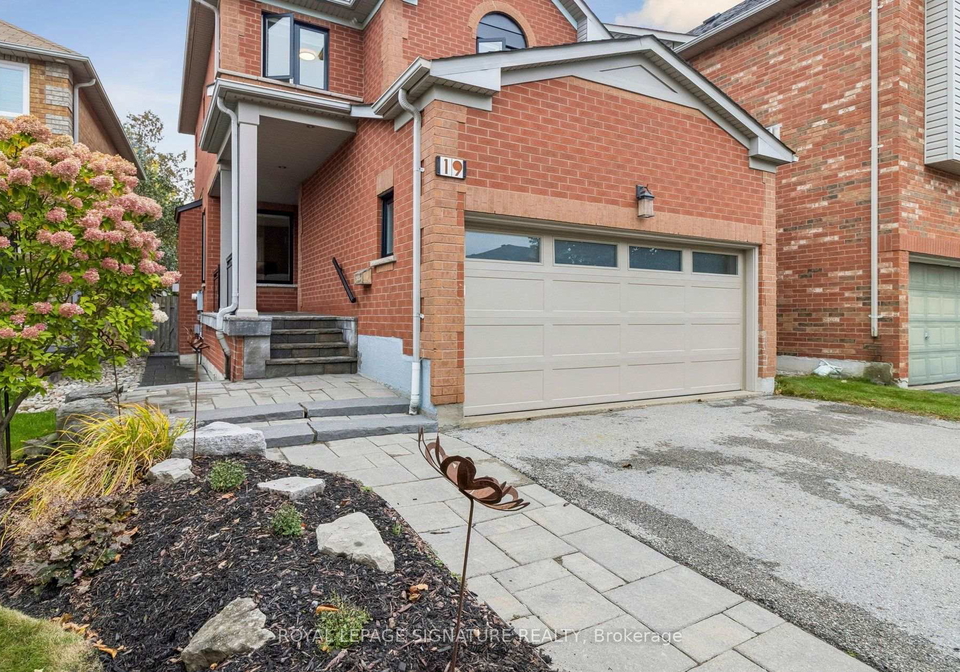 19-ballymore-drive-aurora-ontario-n13857654
