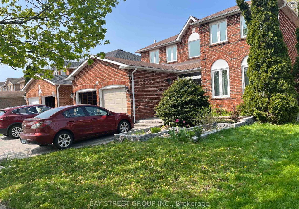 26-stave-lower-crescent-richmond-hill-ontario-n13857948