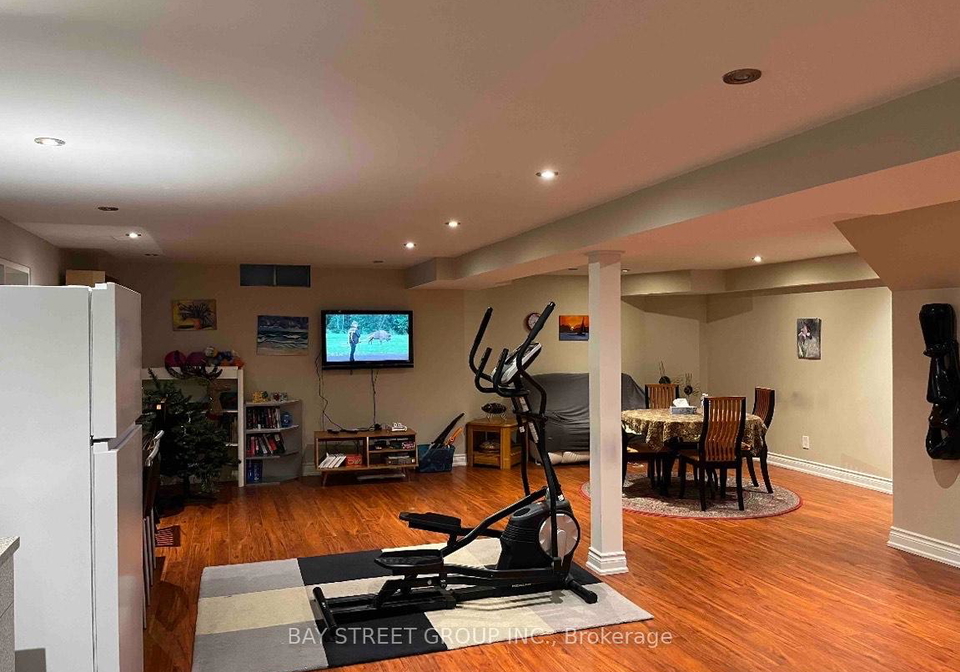 26-stave-lower-crescent-richmond-hill-ontario-n13857948