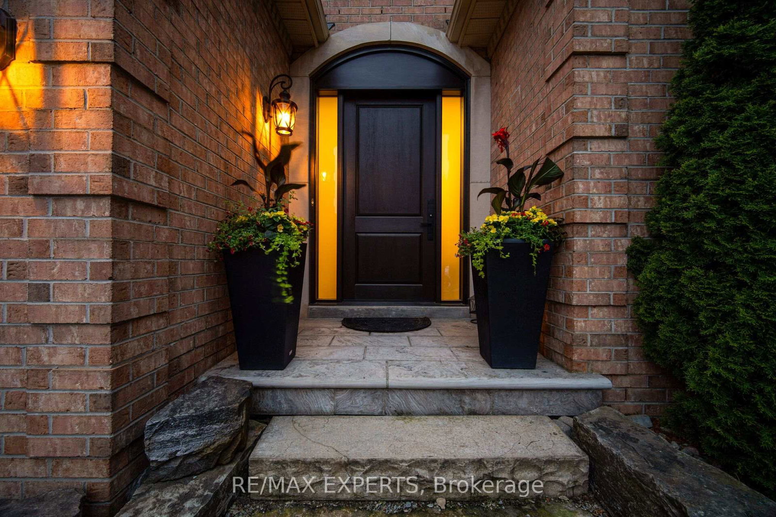 904-damascus-court-newmarket-ontario-n13858108