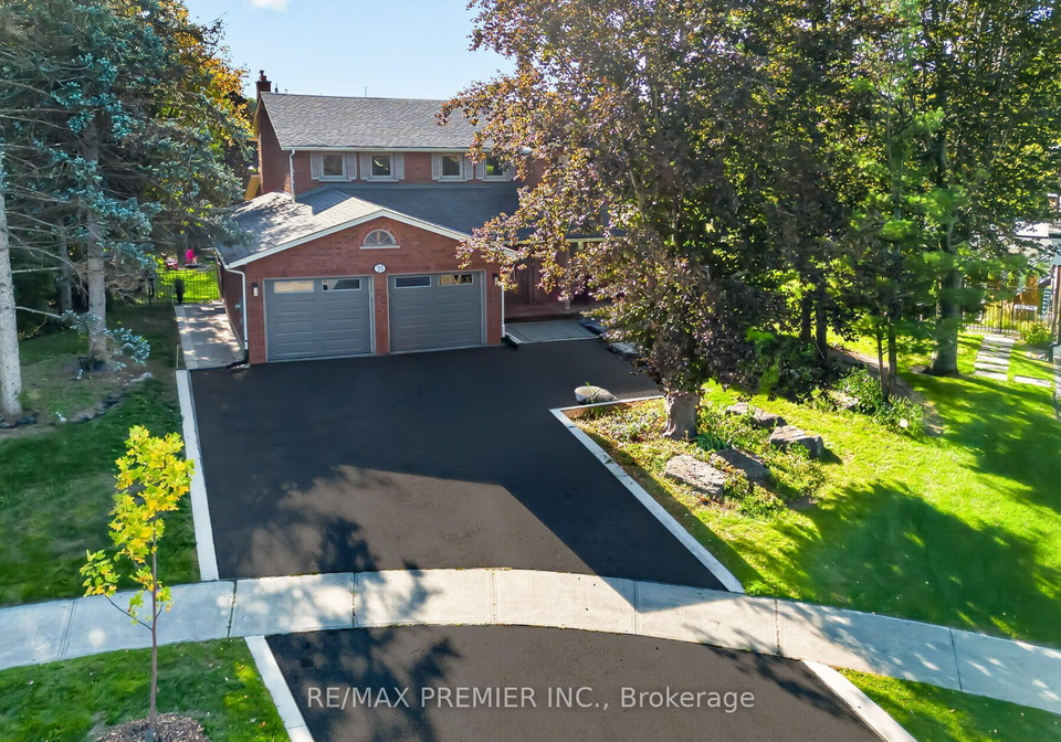 35-yellow-pine-crescent-vaughan-ontario-n13858142