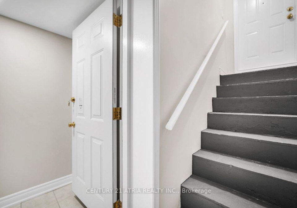 38-pickett-crescent-richmond-hill-ontario-n13858190