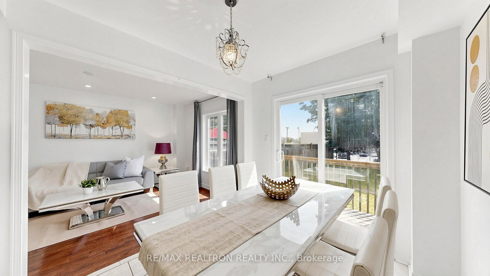 88-banbrooke-crescent-newmarket-ontario-n13858394