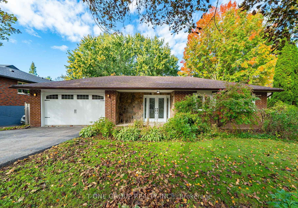 70-hamilton-drive-newmarket-ontario-n13860326