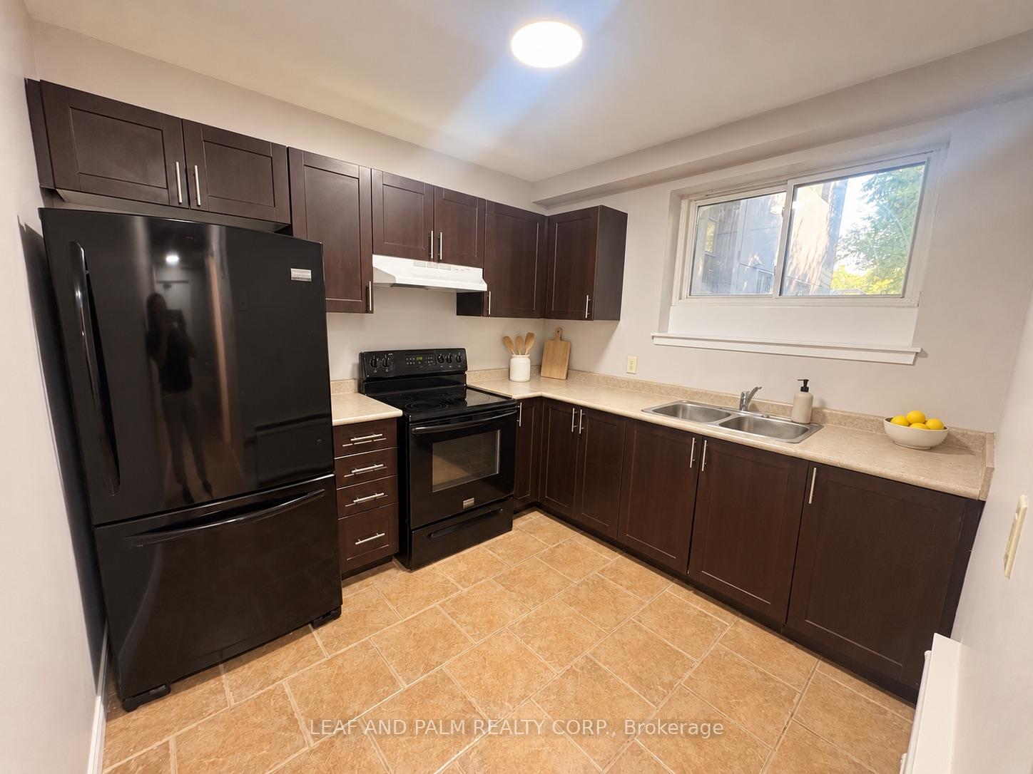 366-penn-avenue-newmarket-ontario-n13860924