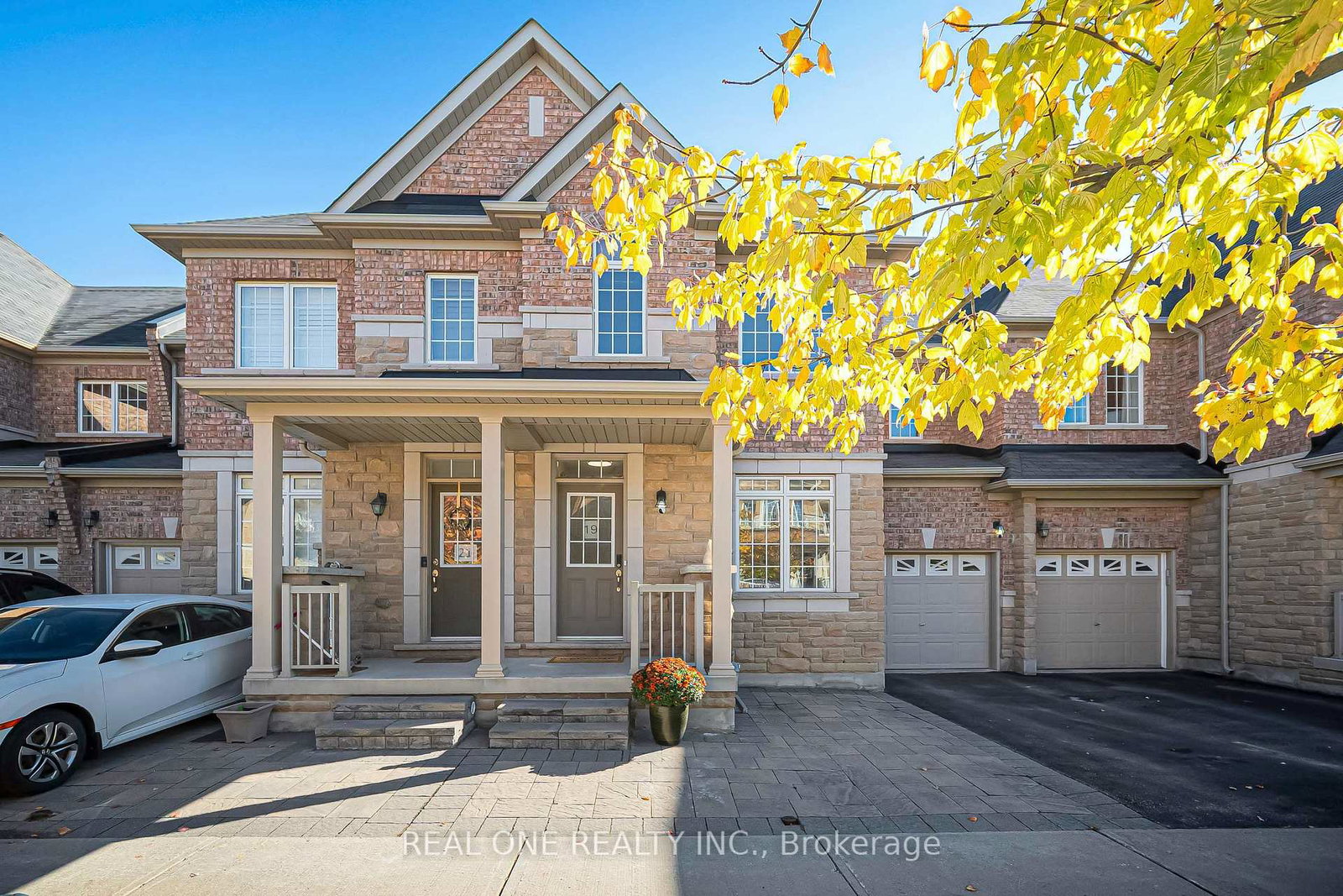 19-begonia-street-markham-ontario-n13860934